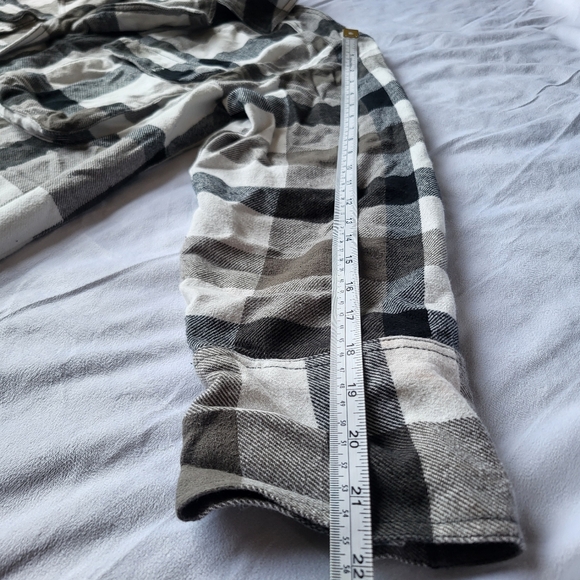 We The Free/Free People Izzy Cargo Plaid Flannel Shirt Size Large - Picture 8 of 10
